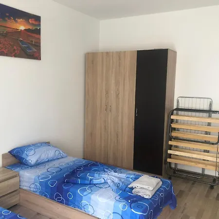 Апартамент В Центъра На Града На Десет Минути От Плажа. Apartment Burgas