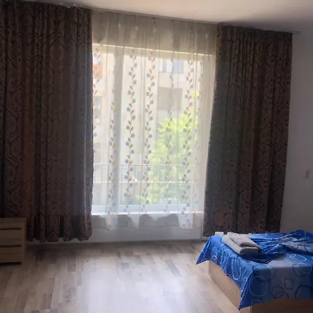 Апартамент В Центъра На Града На Десет Минути От Плажа. Burgas