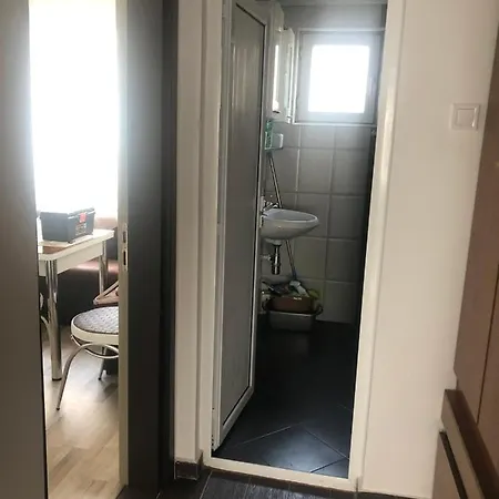 Апартамент В Центъра На Града На Десет Минути От Плажа. Apartment Burgas